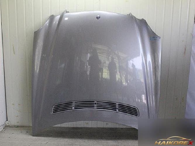 Mercedes-Benz E-класс 2003 — капот 1