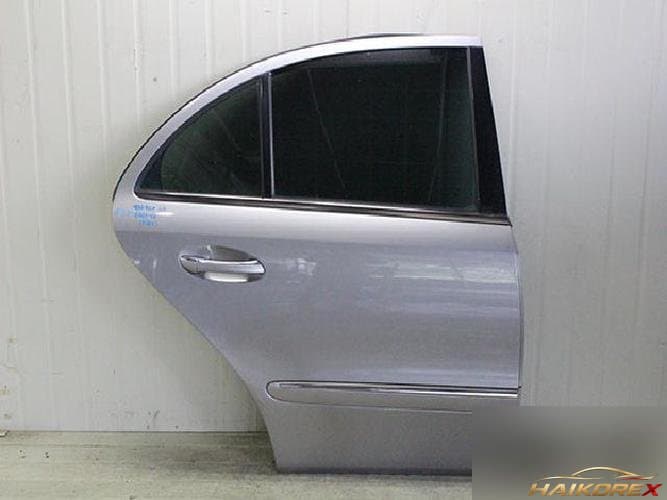 Mercedes-Benz E-Class W211 2003 — дверь задняя правая