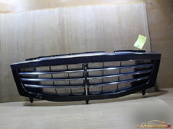 KG Mobility Rexton 2004 — решётка радиатора 79463-08000