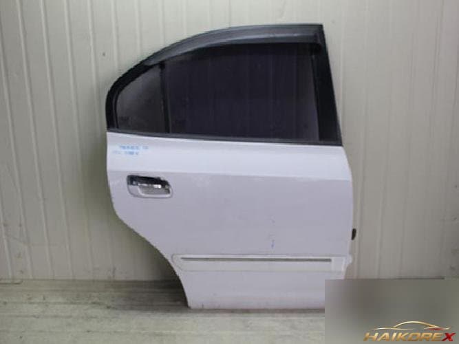 Hyundai Avante 2005 — дверь задняя правая