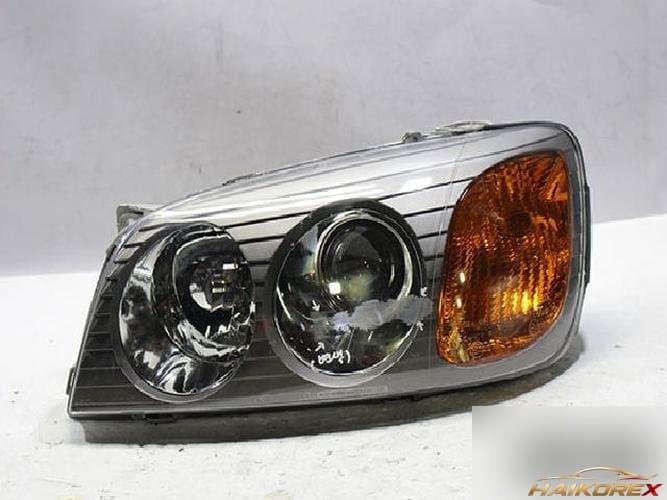 Hyundai Granzer 2001 — фара левая 4-контактная