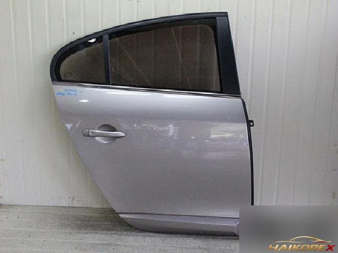 Renault SM3 2010 — дверь задняя правая