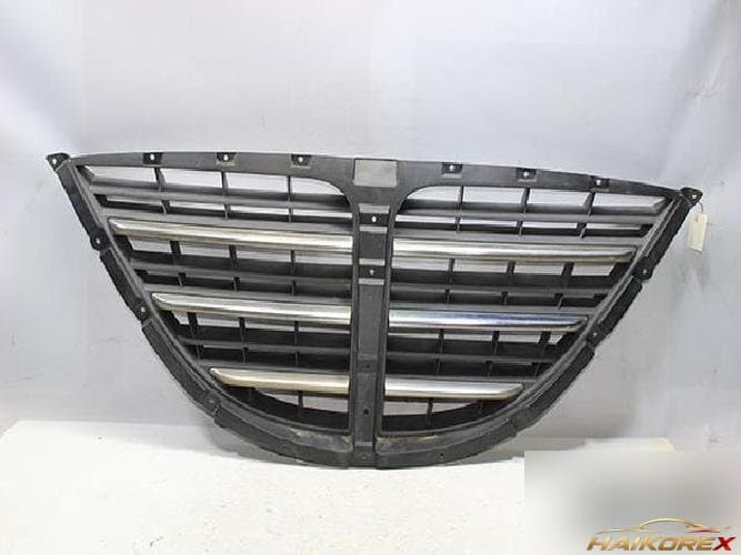 KG Mobility Rodius 2005 — решётка радиатора 79451-21000