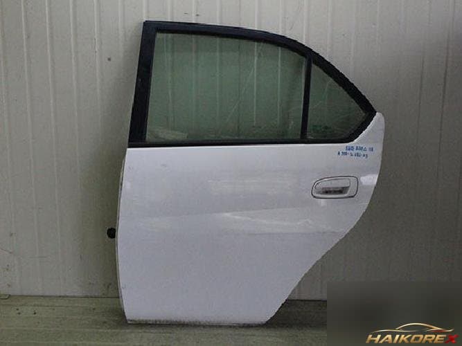 Toyota Prius 2002 — дверь задняя левая