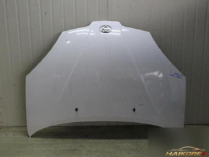 Toyota Prius 2002 — капот