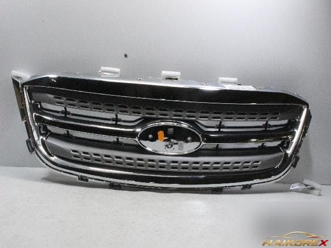 Ford Taurus 2013 — решетка радиатора AG13-8150-B
