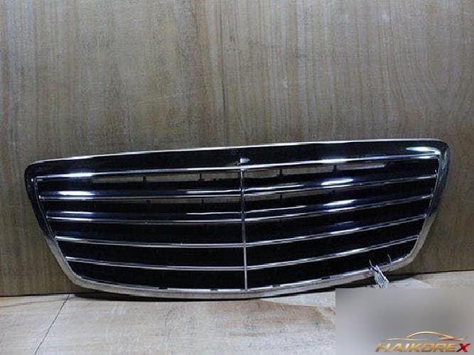 Mercedes-Benz S-Class 2004 — решетка радиатора A2208800583