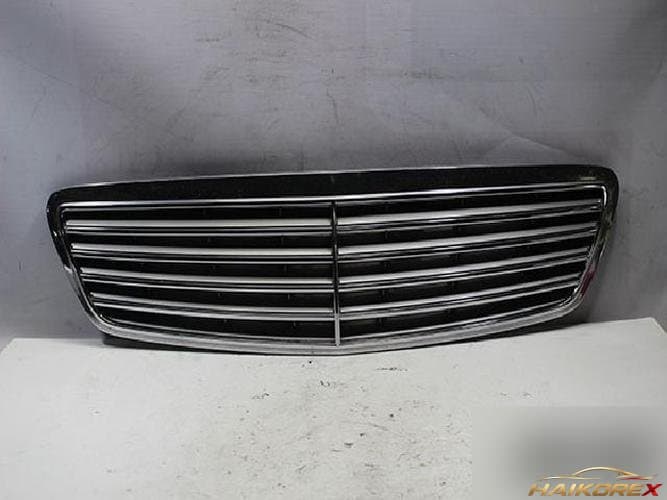Mercedes-Benz S-Class 2002 — решетка радиатора A2208800383