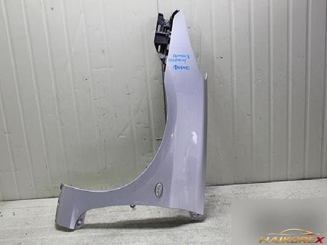 Peugeot 307 2007 — крыло левое