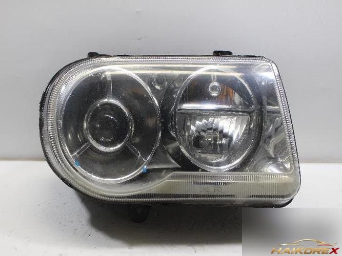 Chrysler 300 2007 — фара правая HID