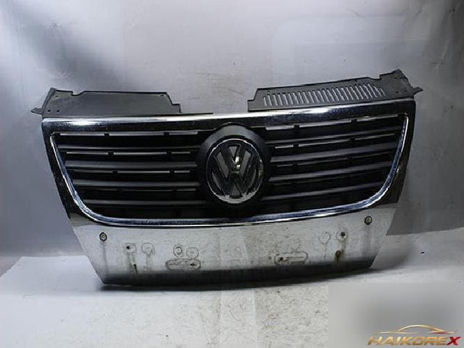 Volkswagen Passat 2009 — решетка радиатора 3C0853651AC