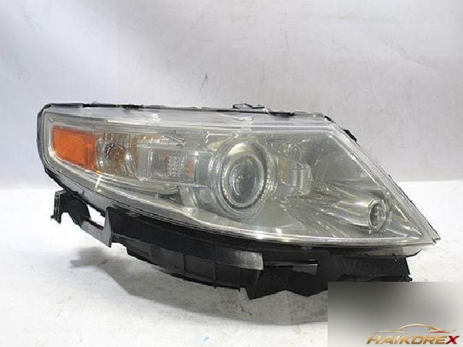 Ford MKS 2010 — фара головного света правая