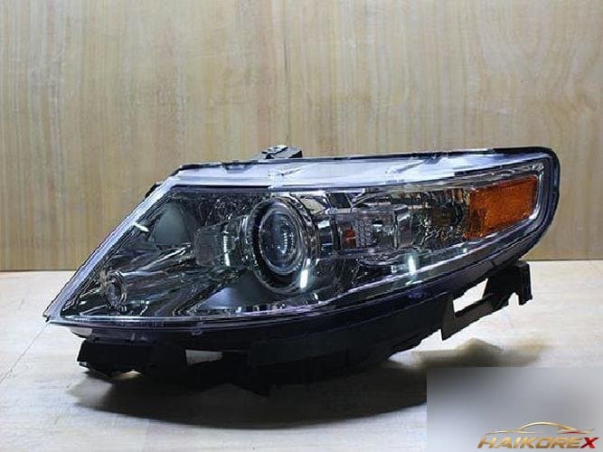 Ford MKS 2010 — фара левая