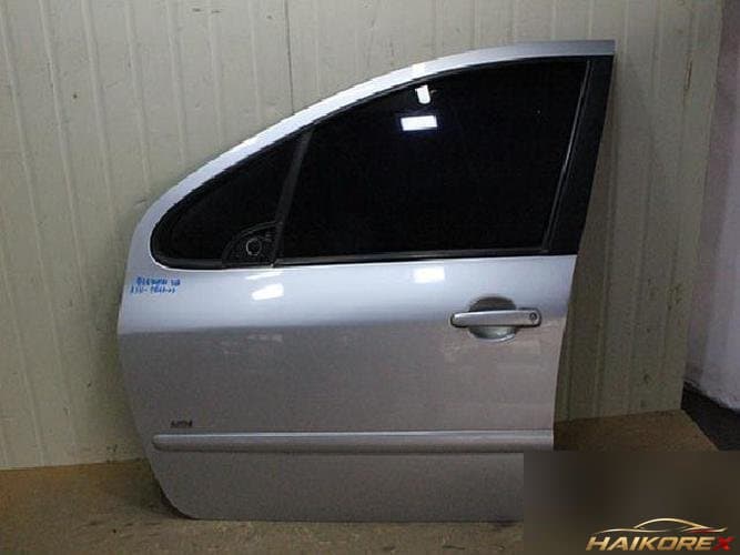 Peugeot 307 2008 — передняя дверь левая