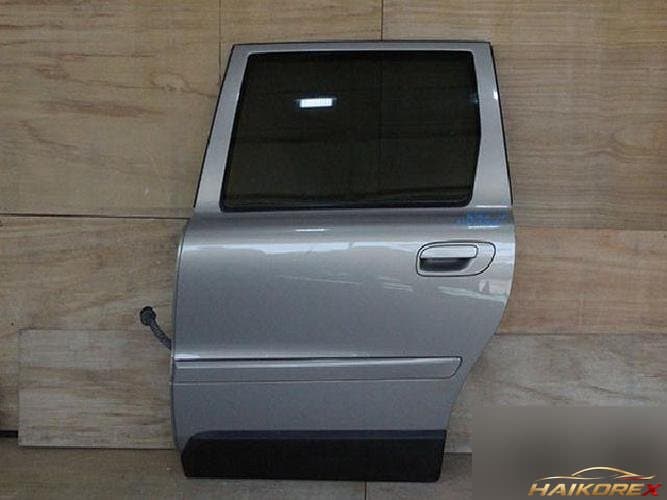 Volvo V70 2001 — дверь задняя левая