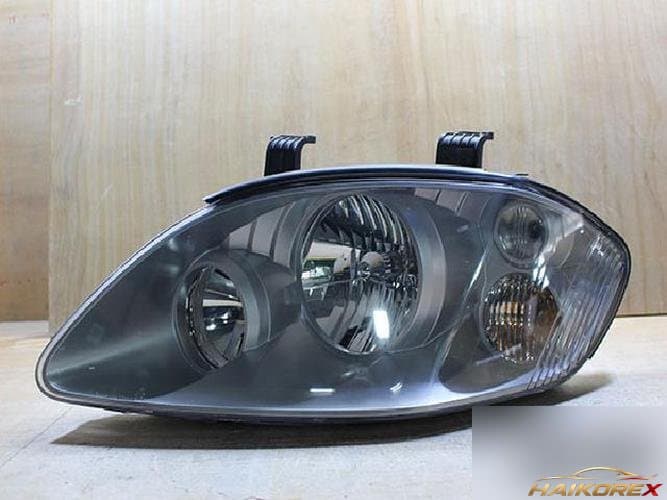 KG Mobility Rodius 2005 — фара передняя левая
