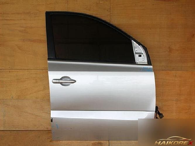 Renault QM5 2013 — дверь передняя правая