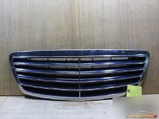 Mercedes-Benz S-Class 2001 — решетка радиатора A2208800583