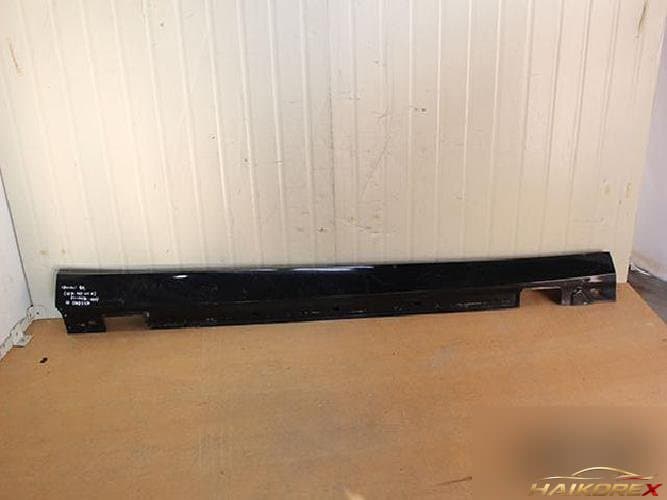 Mercedes-Benz E-class 2009 — пороги (правые) A2126900840R
