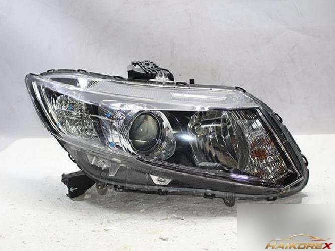 Honda Civic 2012 — фара правая HID