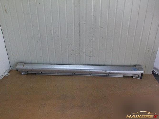 Lexus ES 2002 — накладка на порог левая 75852-33060