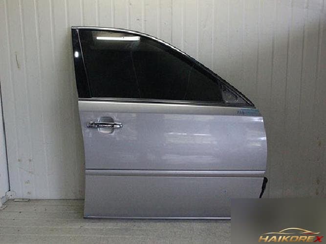 Lexus ES 2004 — передняя дверь правая