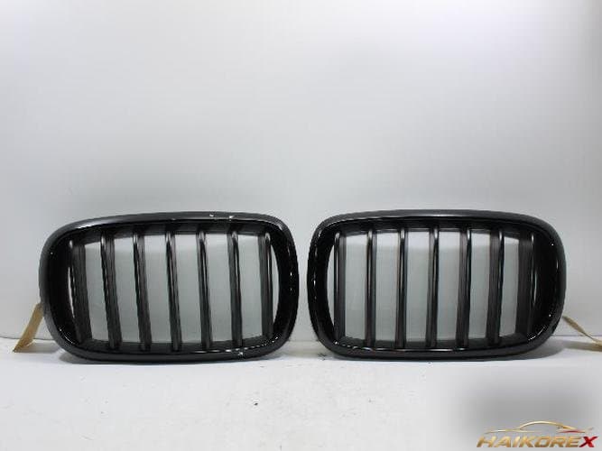 BMW X5 F15 2016 — решётка радиатора чёрная 7316075 7316076