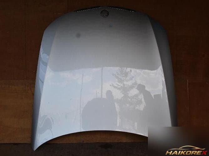 BMW 3 Series 2007 — капот 1
