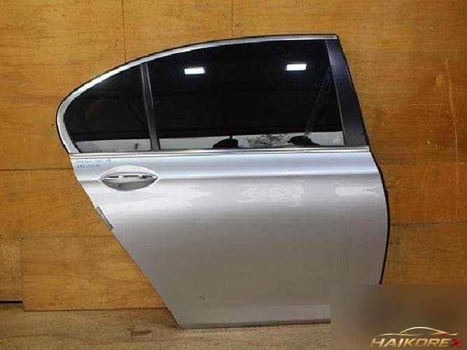 BMW 7 Series 2009 — дверь задняя правая