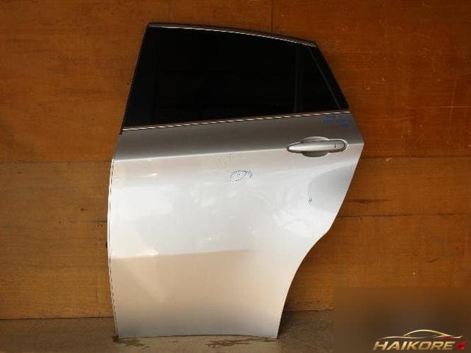 BMW X-series 2009 — дверь задняя левая