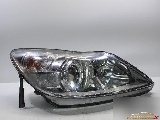 Hyundai Genesis 2009 — фара правая HID