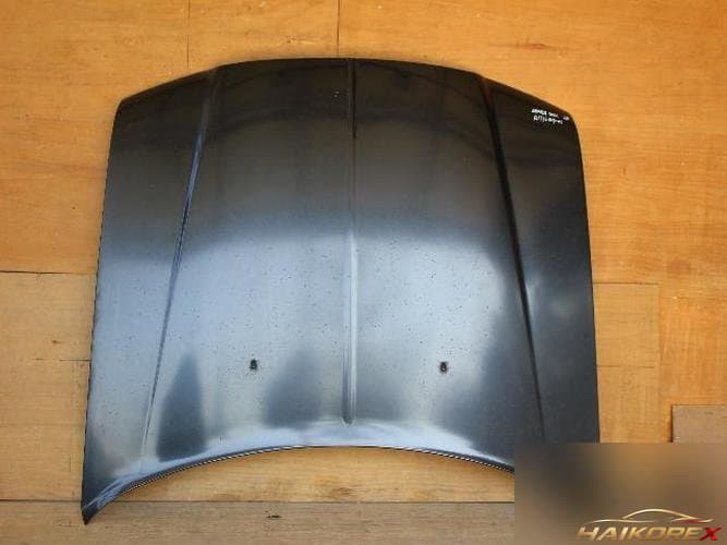 Chrysler 300 2006 — капот