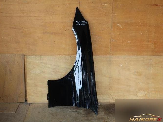 Mercedes-Benz CLS-Class 2007 — крыло левое
