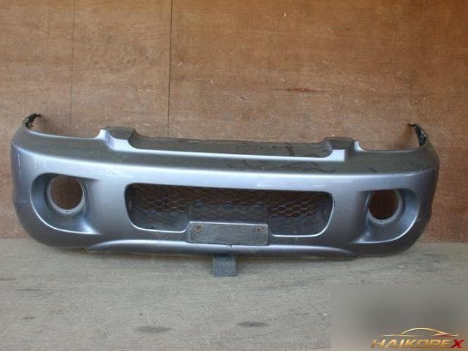 Hyundai Santa Fe 2004 — передний бампер