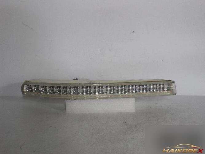 Kia Opirus 2007 — повторитель поворота правый 923023F5