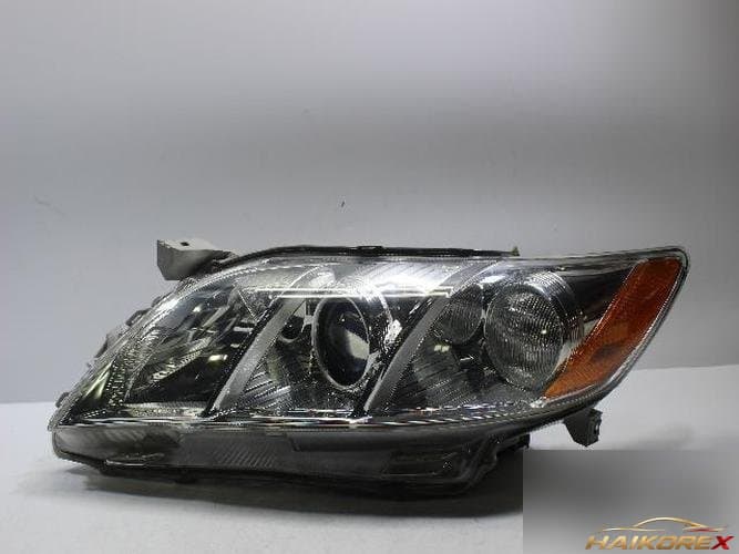 Toyota Camry 2000 — фара левая