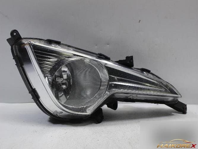 Hyundai i40 2012 — противотуманная фара правая 922023Z010