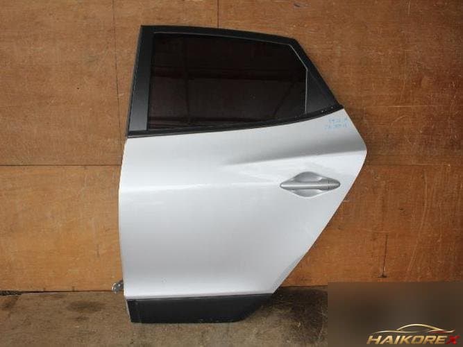 Hyundai Tucson 2013 — дверь задняя левая