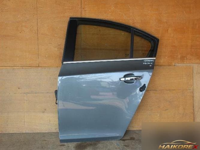 Chevrolet Cruze 2011 — задняя дверь левая 4