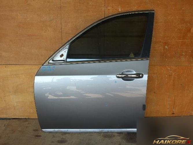 Hyundai Equus 2010 — передняя дверь левая