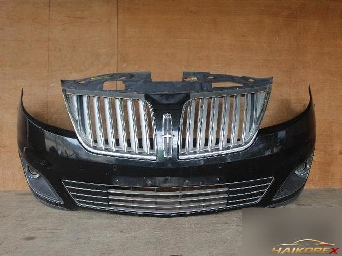 Ford MKS 2009 — передний бампер 8A53-17C831-AEW