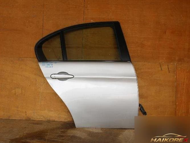 BMW 3-серия 2005 — задняя дверь правая