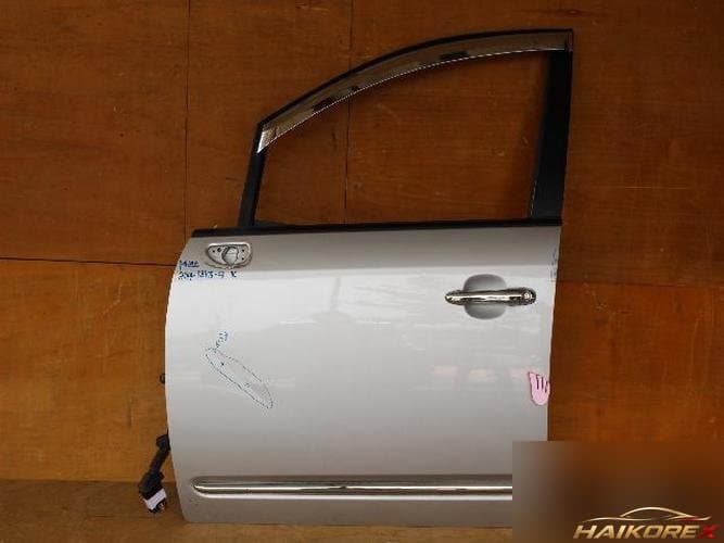 Kia Carens 2008 — передняя дверь левая