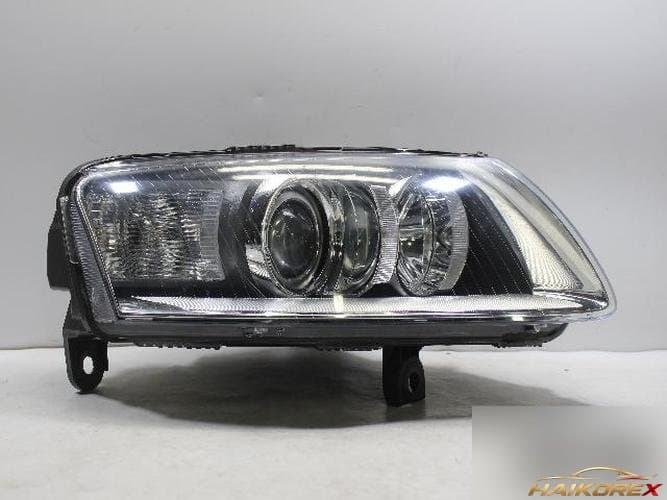 Audi A6 2006 — фара правая