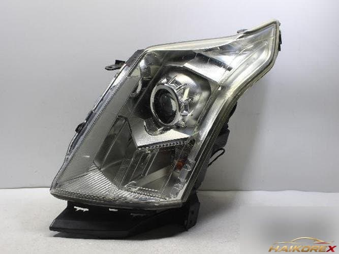 Cadillac SRX 2010 — фара левая