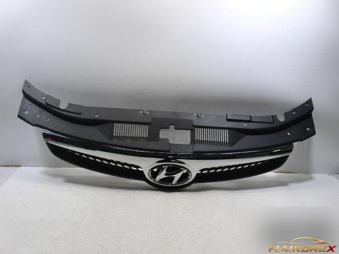 Hyundai i30 2011 — решетка радиатора