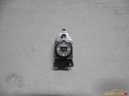 Боковое зеркало с электроприводом 935301Y000