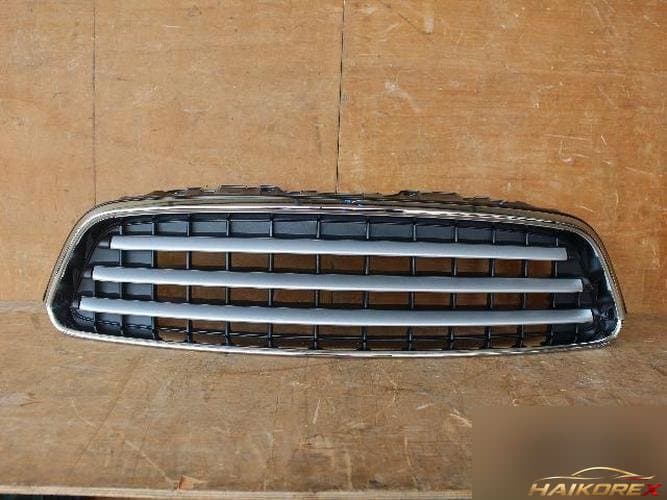 Mini Cooper 2011 — решётка радиатора 51139801582