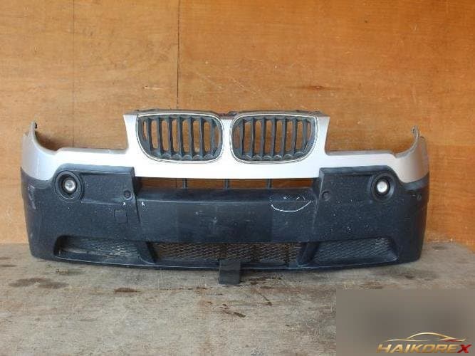 BMW X3 E83 2004 — передний бампер