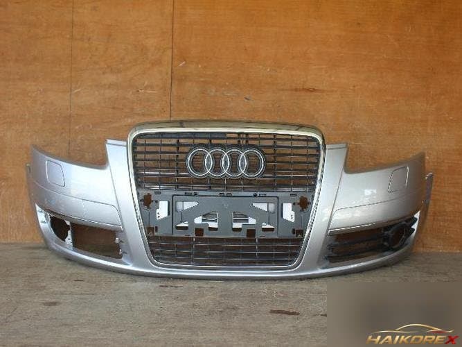 Audi A6 2009 — передний бампер 4F0807437E